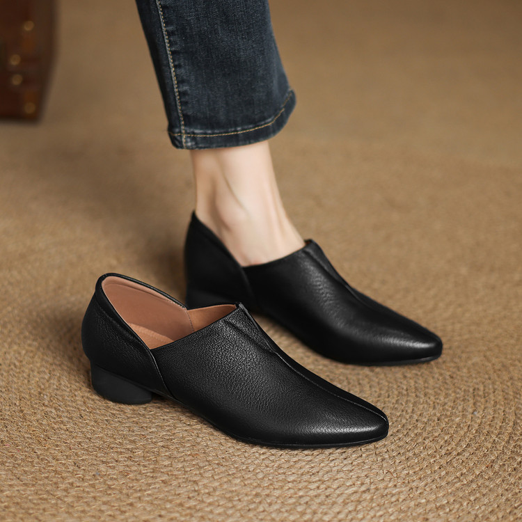 Deep Mouth Single Shoes - Style a.html