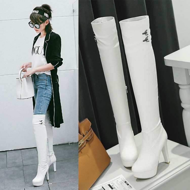 Women's Fashion Boots with Metal Decoration and Chunky Heel